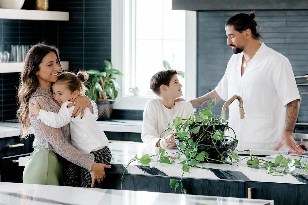 Nick Castellanos and Jessica Castellanos Family Pictures